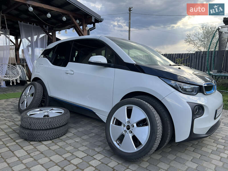 Хэтчбек BMW I3 2015 в Новом Ярычеве фото 6 Хэтчбек BMW I3 2015 в Новом Ярычеве