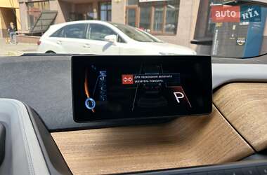 Хетчбек BMW I3 2016 в 