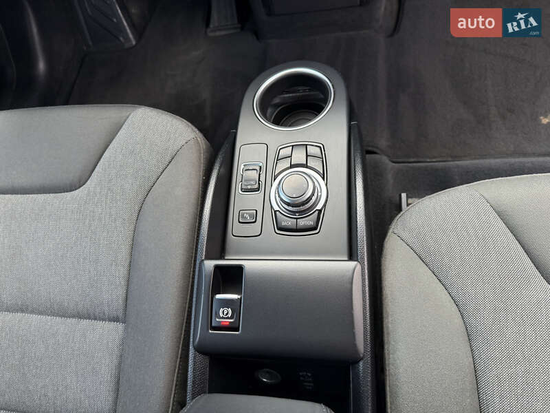 Хэтчбек BMW I3 2015 в Виннице
