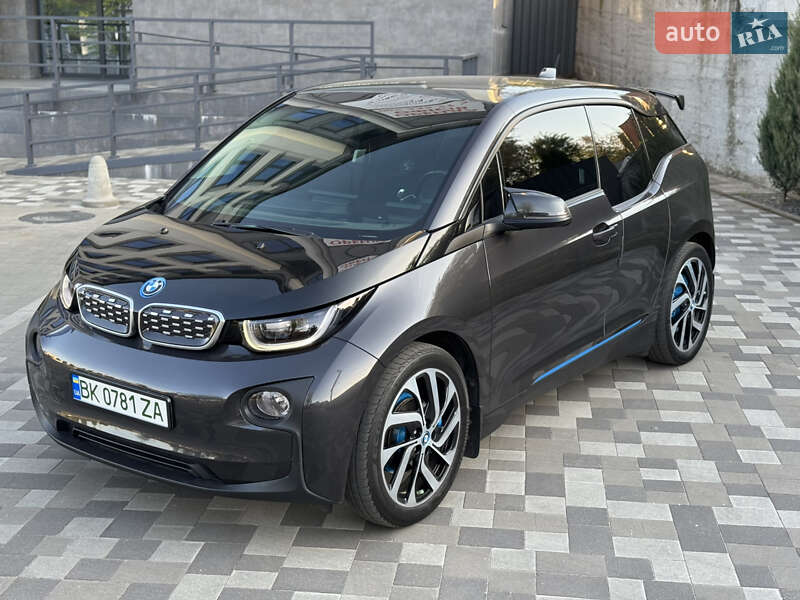 Хетчбек BMW I3 2015 в 