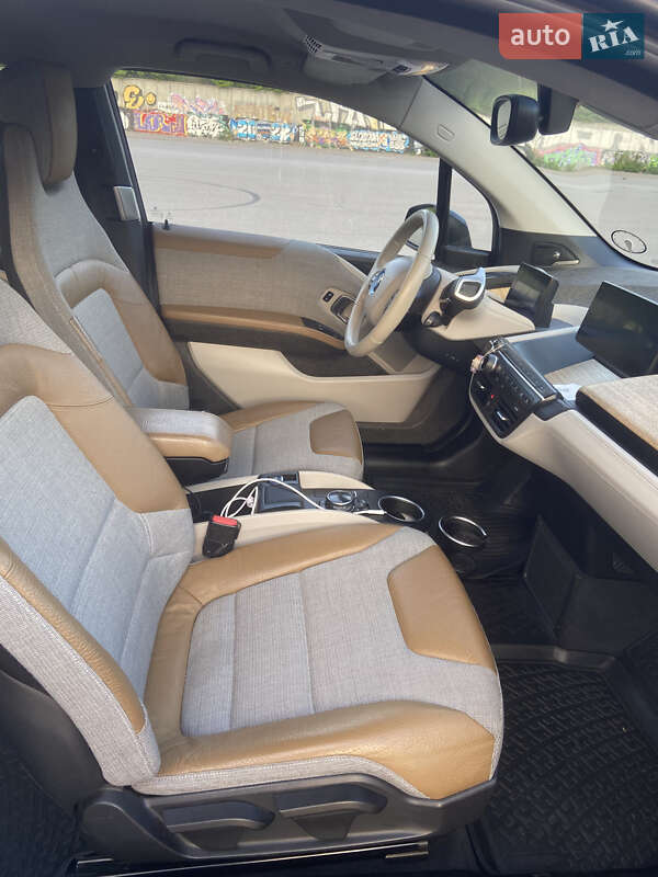 Хэтчбек BMW I3 2014 в Киеве
