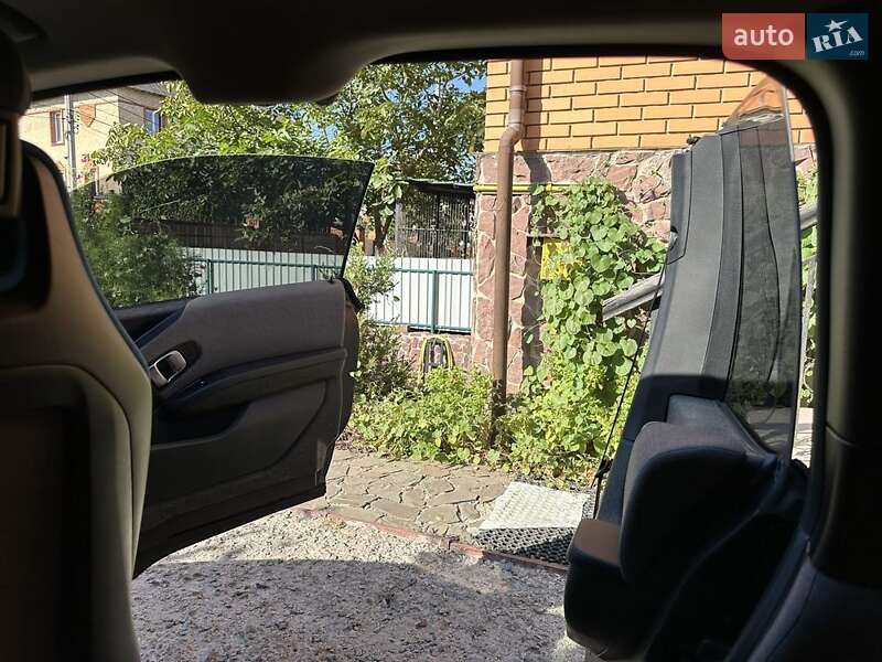 Хэтчбек BMW I3 2017 в Софиевской Борщаговке фото 3 Хэтчбек BMW I3 2017 в Софиевской Борщаговке