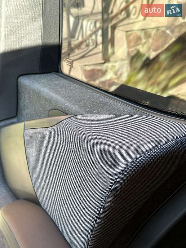 Хэтчбек BMW I3 2017 в Софиевской Борщаговке фото 13 Хэтчбек BMW I3 2017 в Софиевской Борщаговке