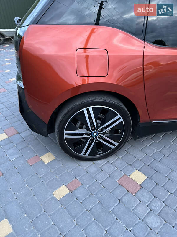 Хэтчбек BMW I3 2014 в Владимире