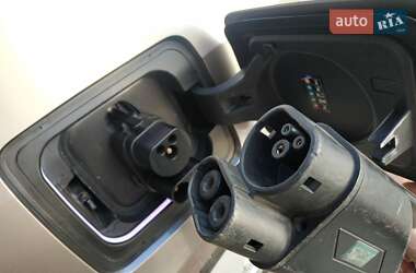 Хэтчбек BMW I3 2015 в 