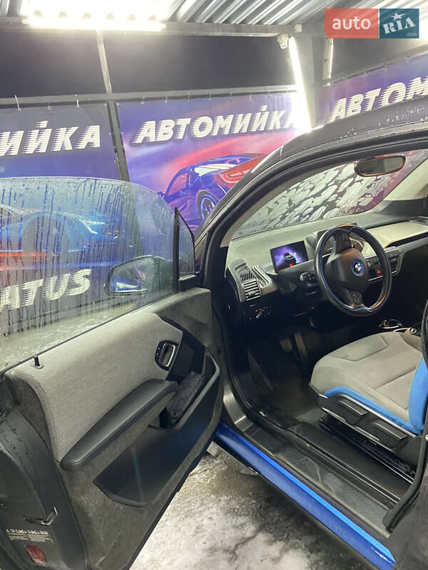 Хэтчбек BMW I3 2014 в Жидачове