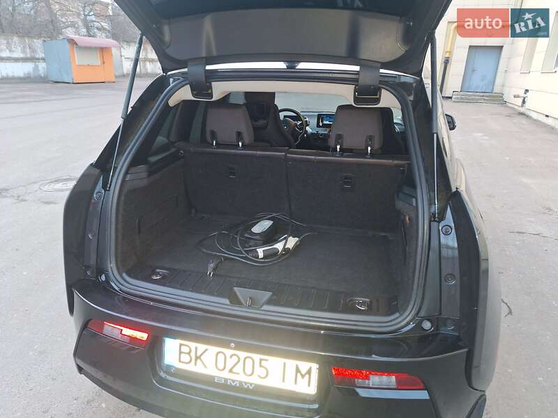 Хэтчбек BMW I3 2015 в Ровно