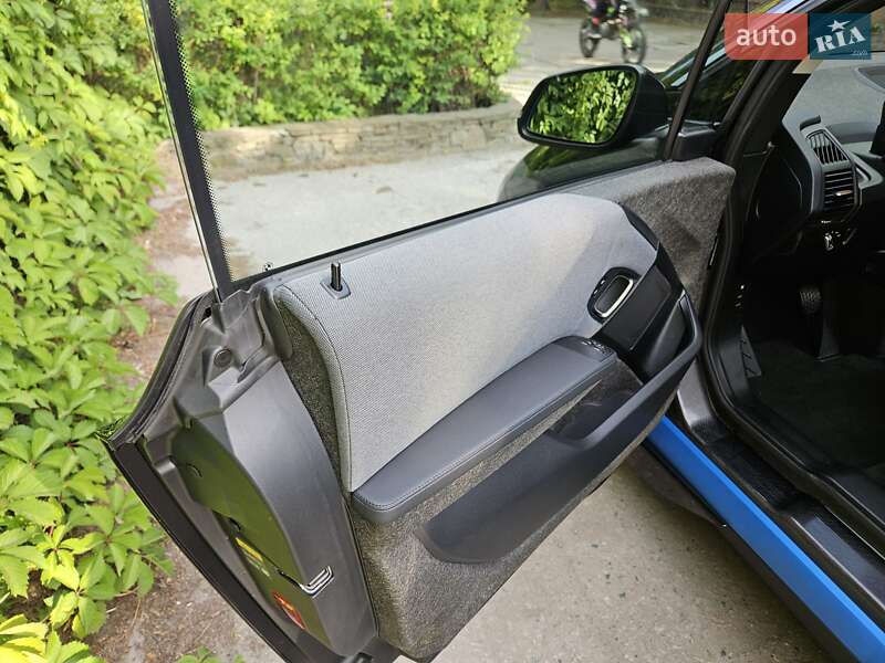 Хэтчбек BMW I3 2020 в Киеве