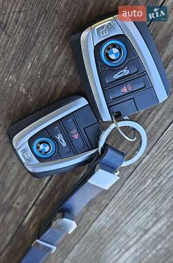 Хэтчбек BMW I3 2020 в 