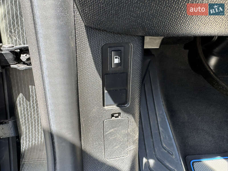 Хэтчбек BMW I3 2014 в Стрые