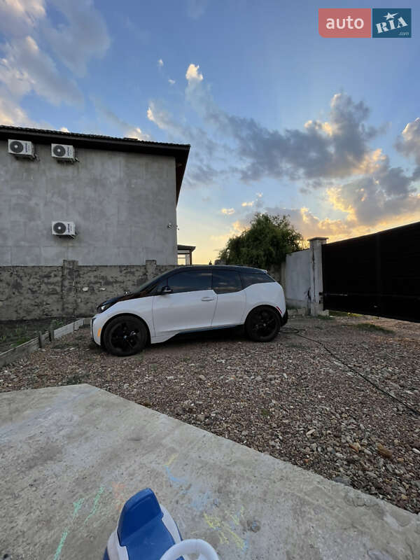 Хэтчбек BMW I3 2015 в Одессе