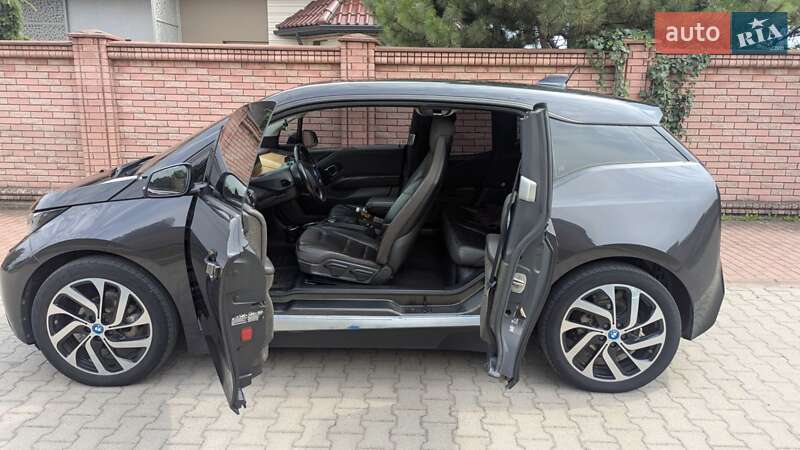 Хэтчбек BMW I3 2015 в Черновцах