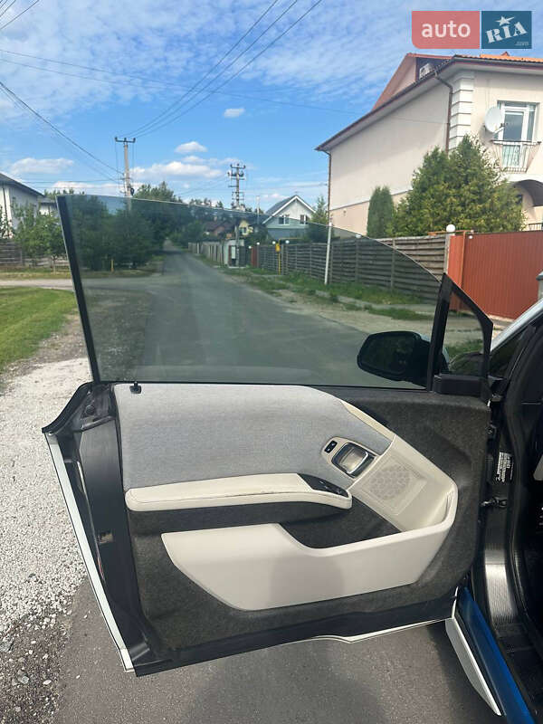 Хэтчбек BMW I3 2014 в Киеве