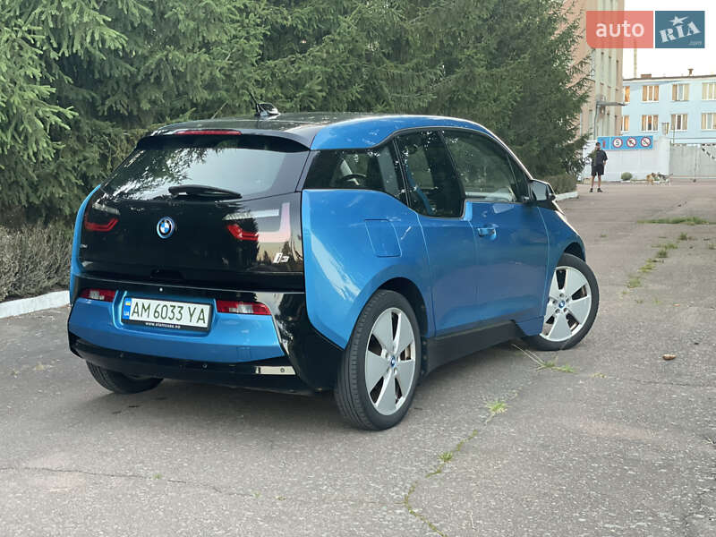 Хэтчбек BMW I3 2016 в Коростене
