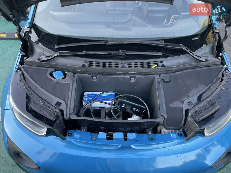 Хэтчбек BMW I3 2016 в Коростене