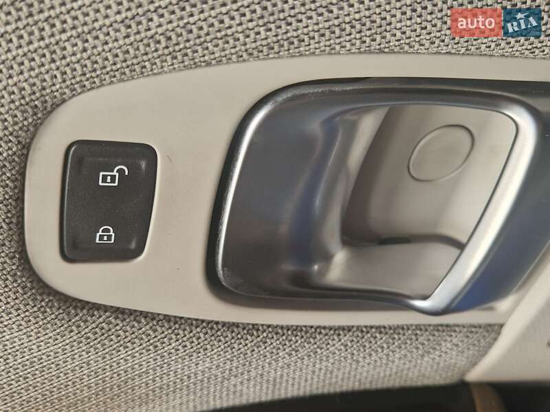 Хетчбек BMW I3 2015 в Кропивницькому фото 43 Хетчбек BMW I3 2015 в Кропивницькому