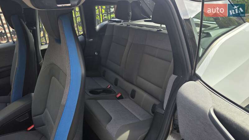 Хэтчбек BMW I3 2015 в Калуше