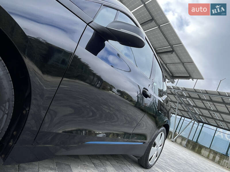 Хэтчбек BMW I3 2017 в Львове