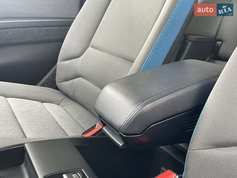 Хэтчбек BMW I3 2017 в Львове