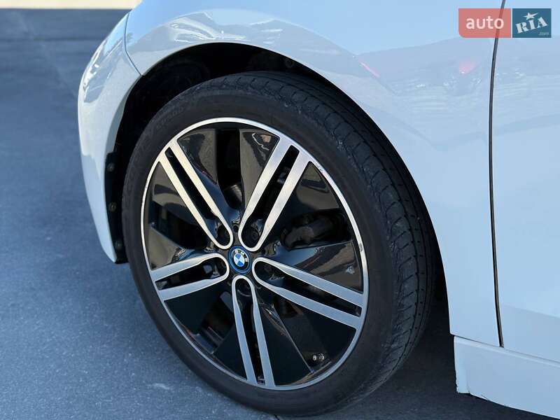 Хетчбек BMW I3 2016 в Рівному