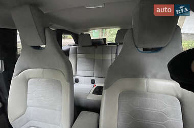 Хэтчбек BMW I3 2015 в 