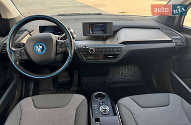 Хетчбек BMW I3 2015 в  фото 12 Хетчбек BMW I3 2015 в