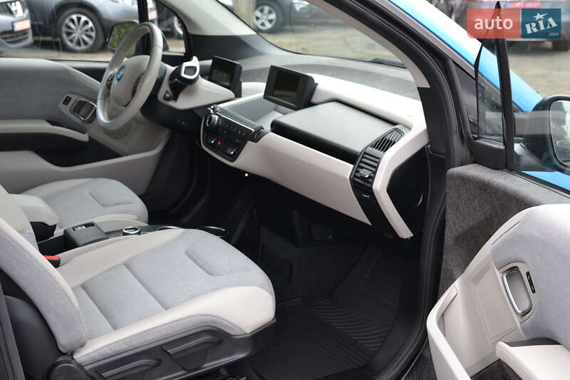 Хетчбек BMW I3 2017 в Луцьку фото 23 Хетчбек BMW I3 2017 в Луцьку