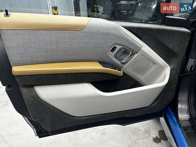 Хэтчбек BMW I3 2016 в Черновцах фото 13 Хэтчбек BMW I3 2016 в Черновцах
