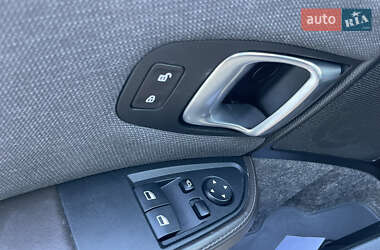 Хэтчбек BMW I3 2017 в 