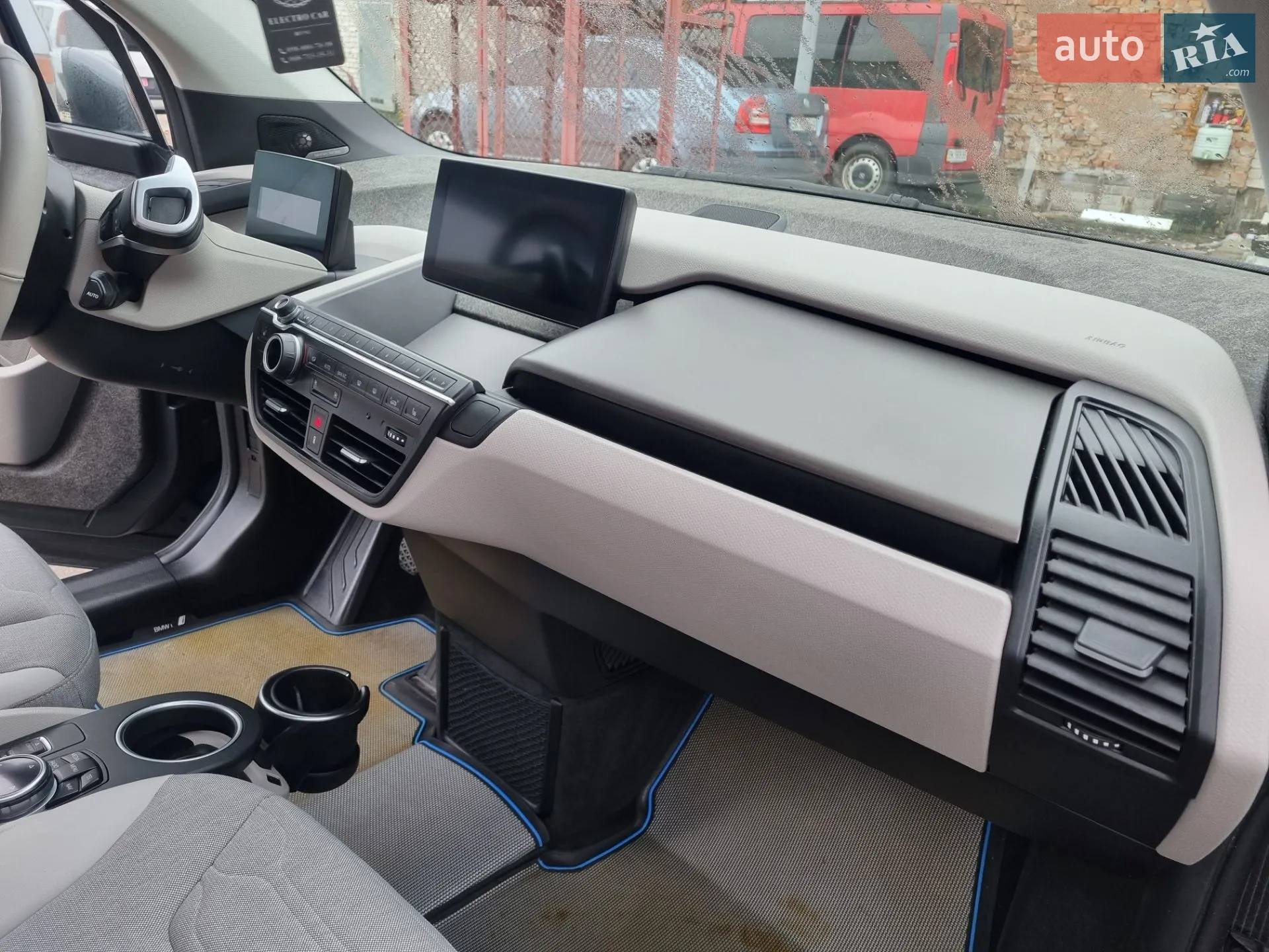 2015 BMW i3 - мініатюра 16