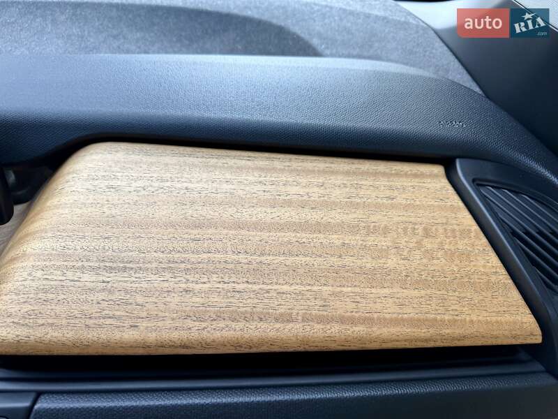 Хэтчбек BMW I3 2018 в Киеве