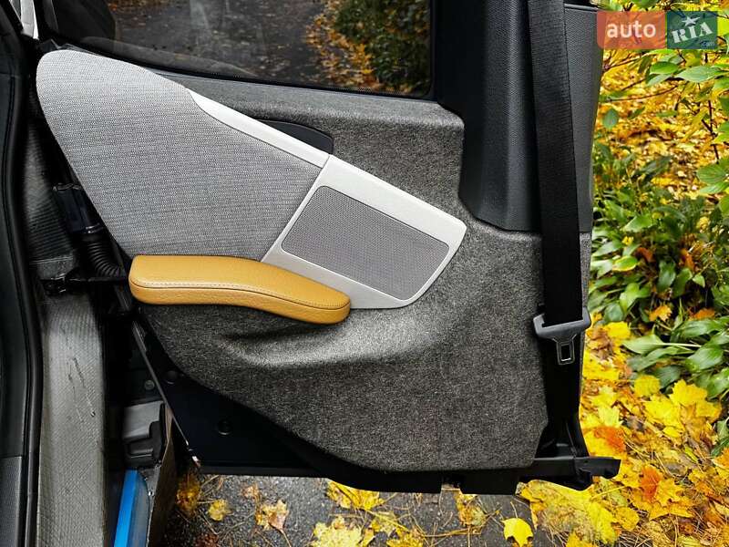 Хэтчбек BMW I3 2014 в Киеве фото 16 Хэтчбек BMW I3 2014 в Киеве