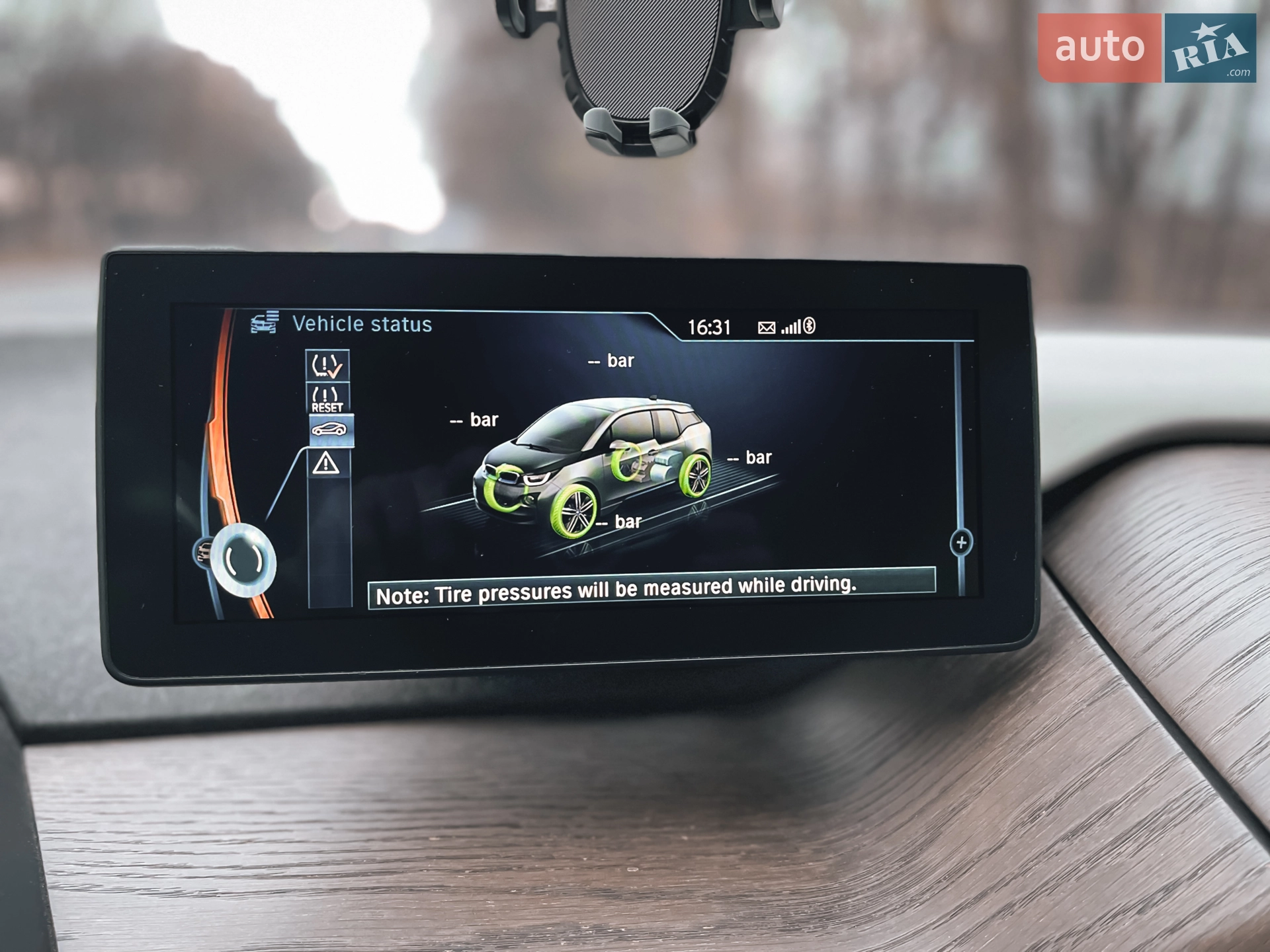 2016 BMW i3 - мініатюра 23