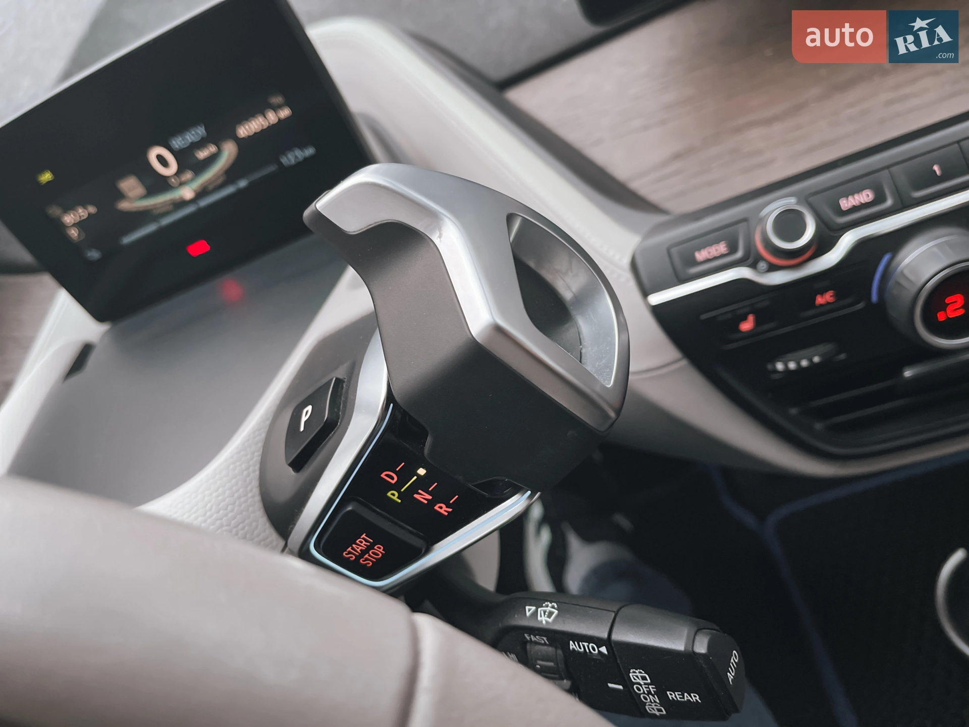 2016 BMW i3 - мініатюра 26