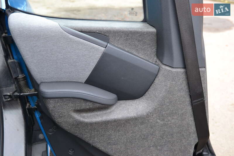 Хэтчбек BMW I3 2017 в Луцке