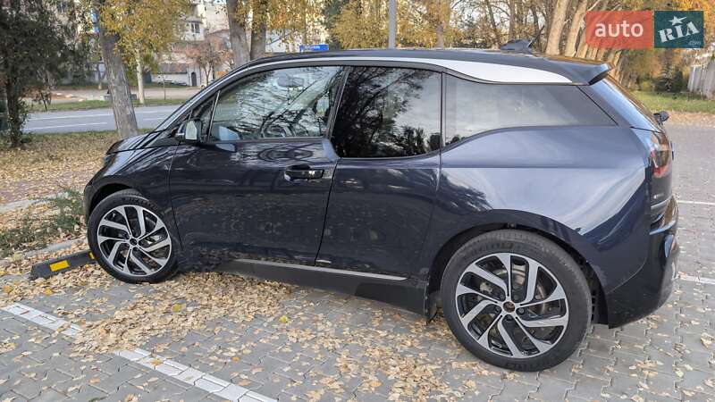 Хэтчбек BMW I3 2017 в Черновцах