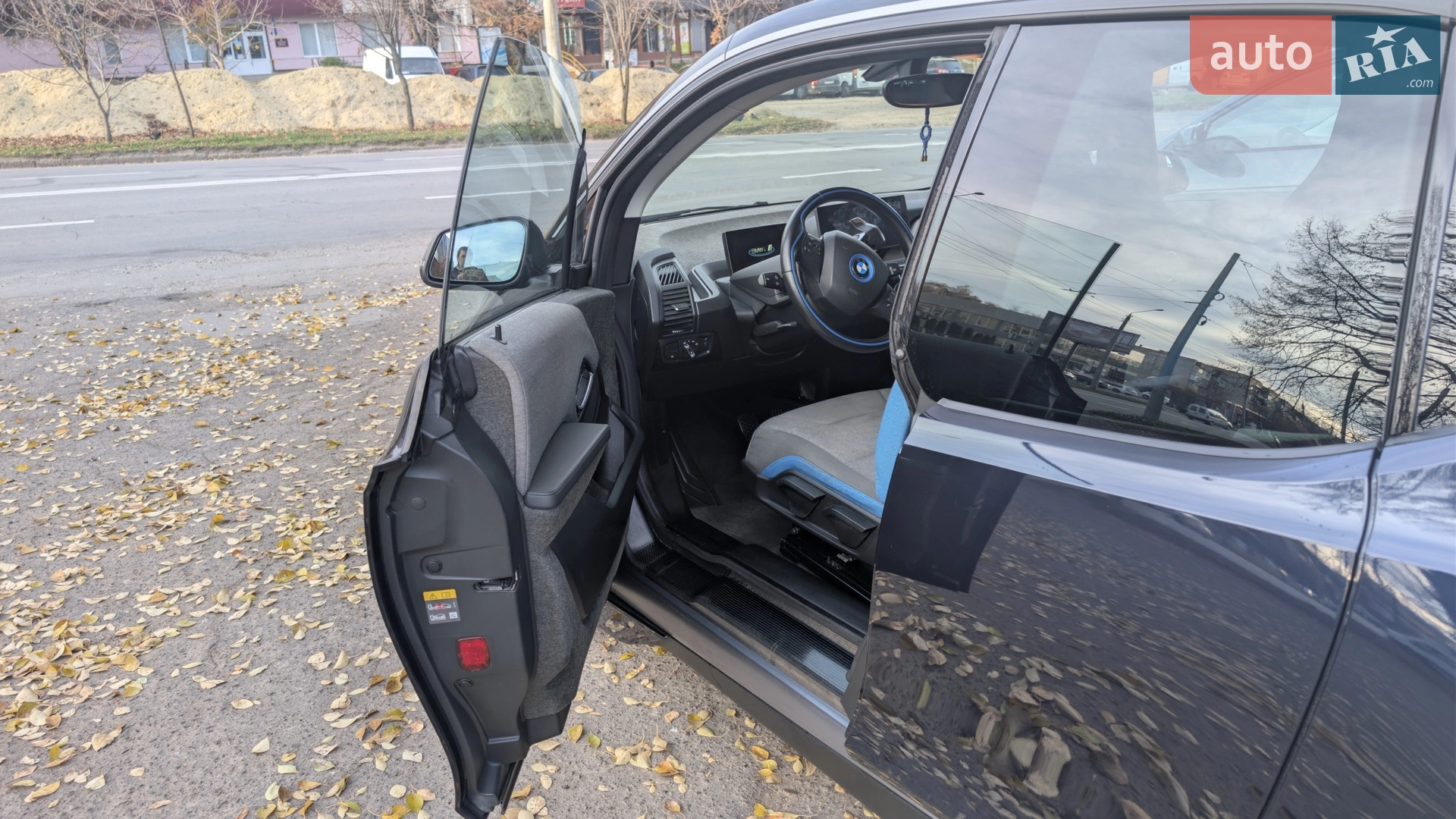 2017 BMW i3 - мініатюра 16