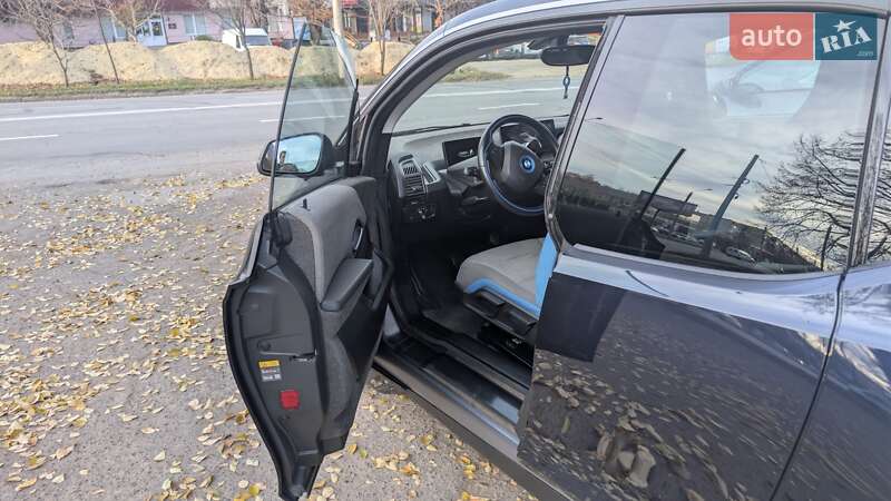 Хэтчбек BMW I3 2017 в Черновцах