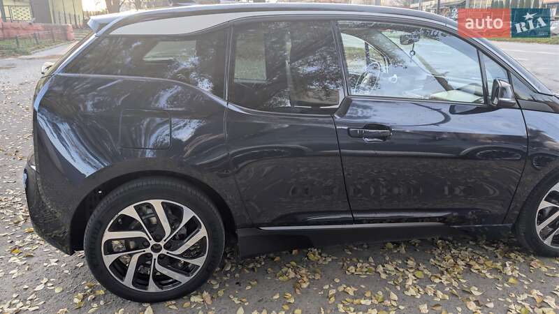 Хэтчбек BMW I3 2017 в Черновцах