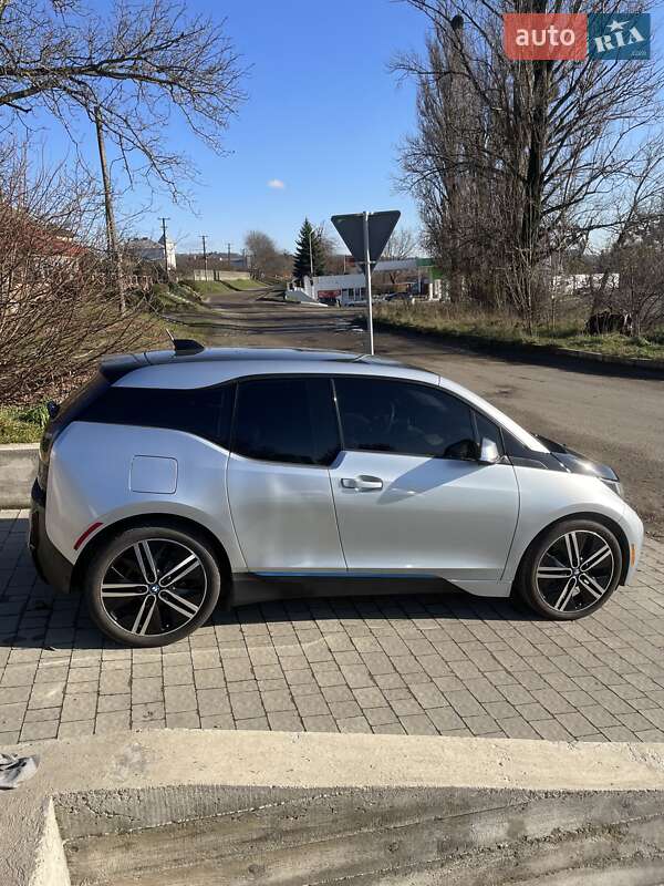Хетчбек BMW I3 2014 в Чернівцях