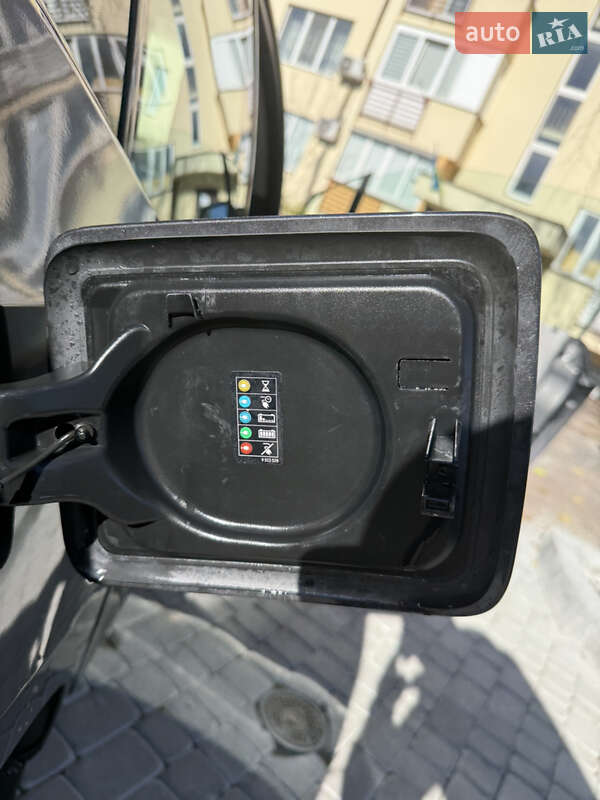 Хетчбек BMW I3 2015 в Львові фото 20 Хетчбек BMW I3 2015 в Львові