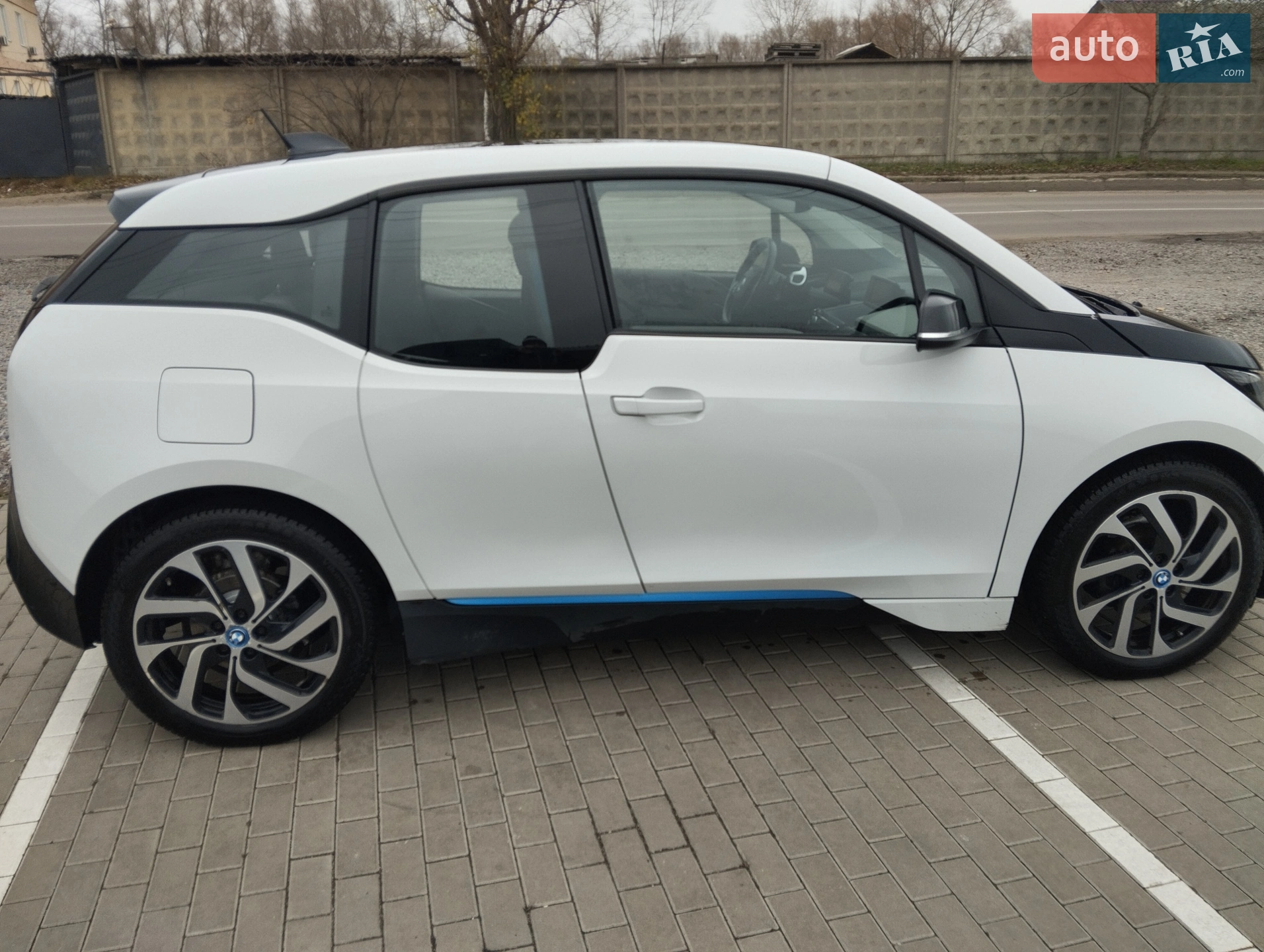 2015 BMW i3 - мініатюра 2