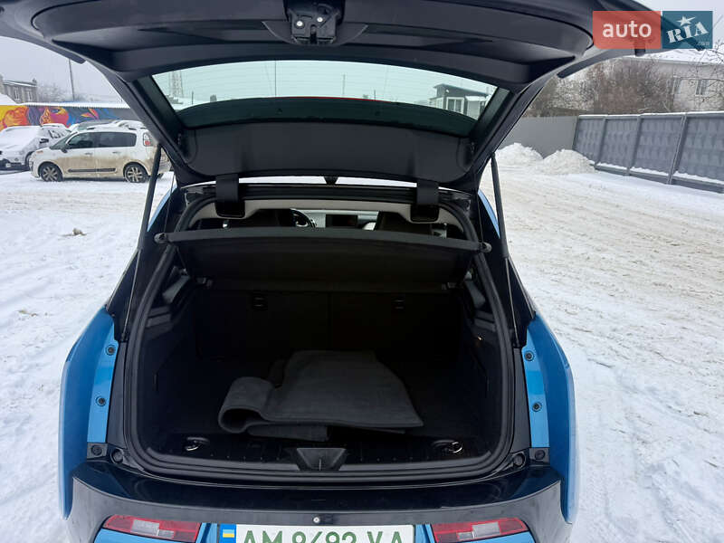 Хэтчбек BMW I3 2017 в Житомире