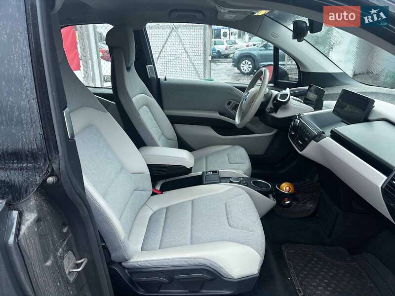 Хэтчбек BMW I3 2015 в Запорожье
