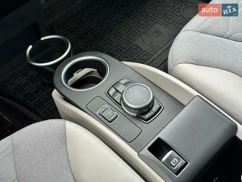 Хэтчбек BMW I3 2015 в Луцке