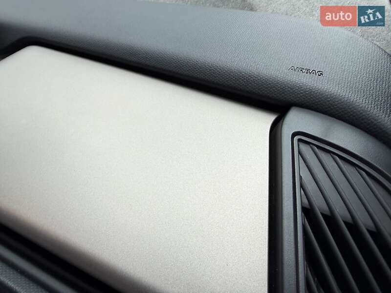 Хетчбек BMW I3 2017 в Києві фото 48 Хетчбек BMW I3 2017 в Києві