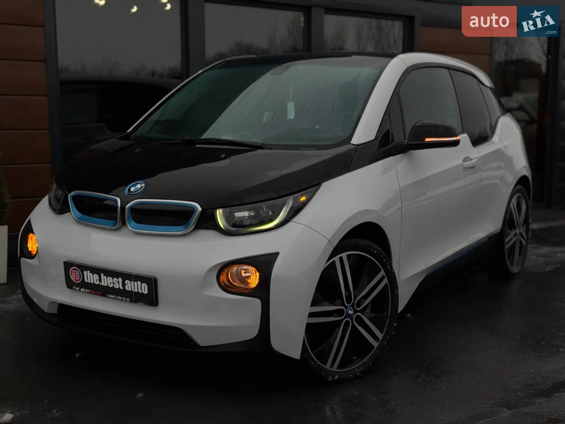 2016 BMW i3 - мініатюра 2