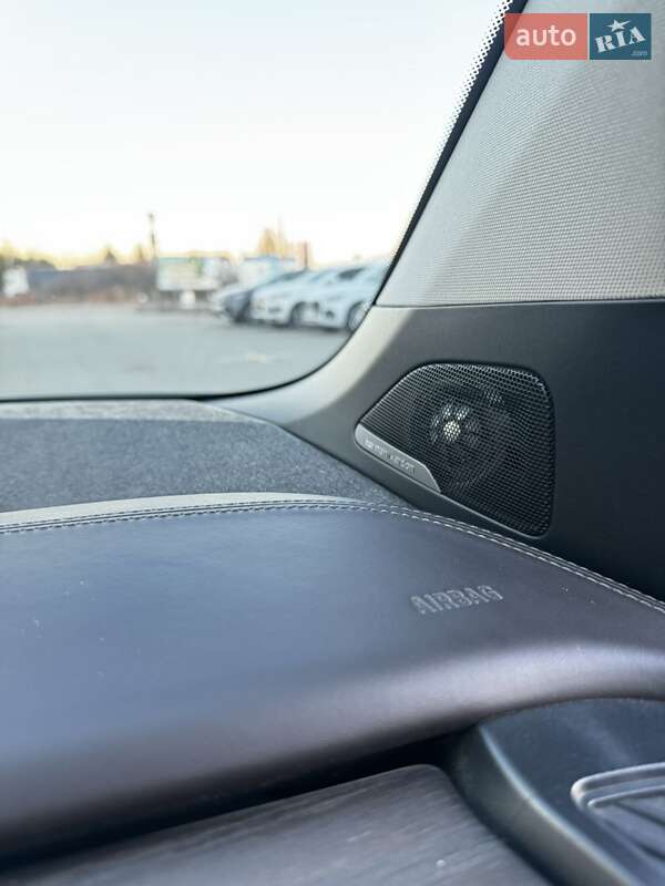 Хэтчбек BMW I3 2016 в Ужгороде