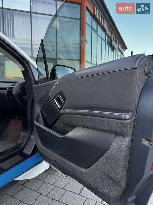 Хэтчбек BMW I3 2016 в Ужгороде