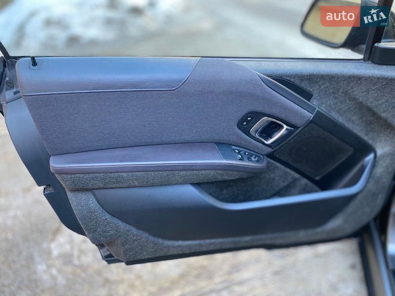 Хэтчбек BMW I3 2017 в Киеве